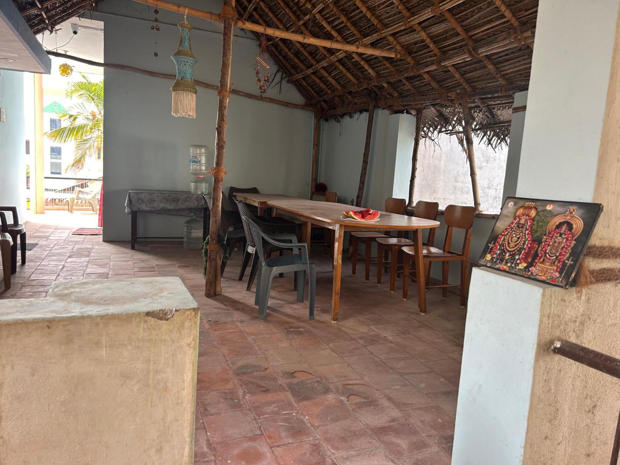Anbu Ramana Guest House Tiruvannāmalai Exteriér fotografie